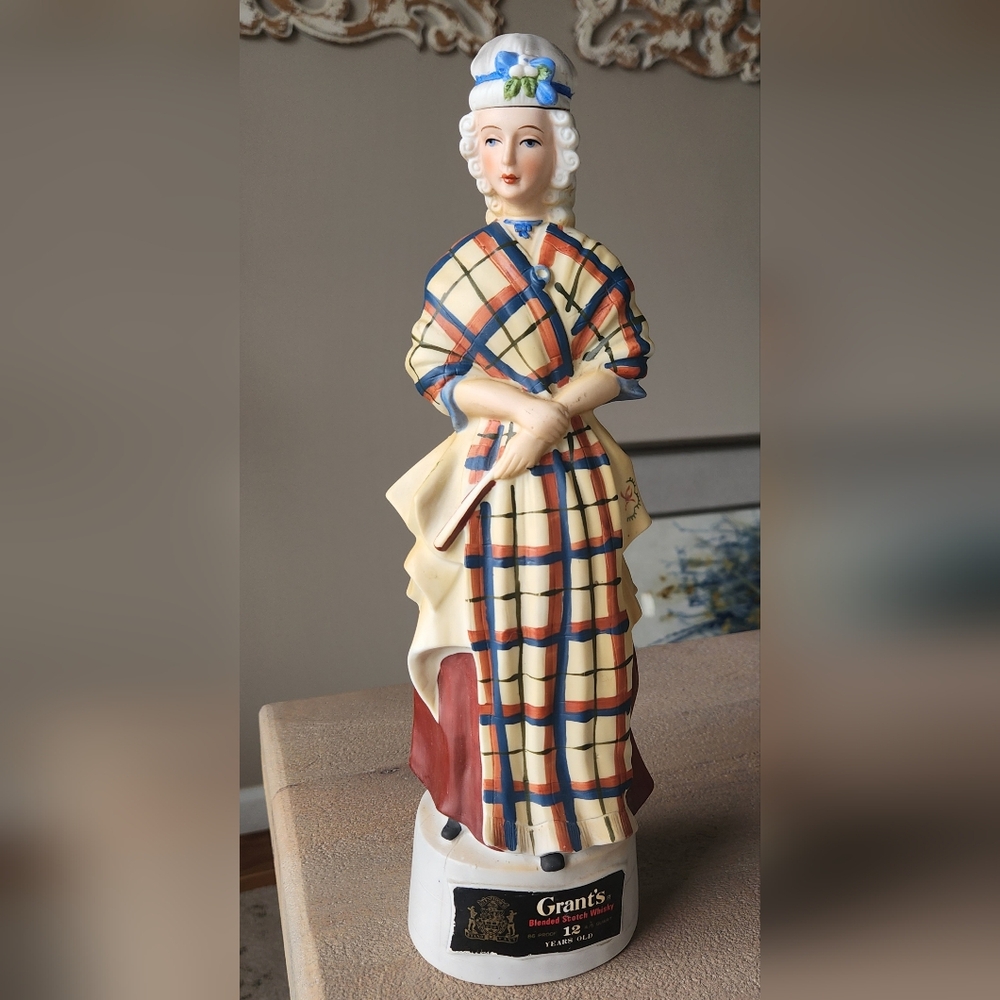 Grant's Scotch Whiskey Scottish Woman Figurine Decanter Bottle Empty Bar Decor